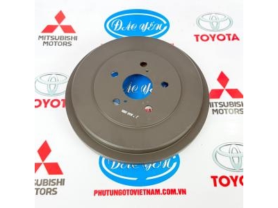 Tam Bua Sau Toyota Avanza 2023- 2024 42431-BZ200