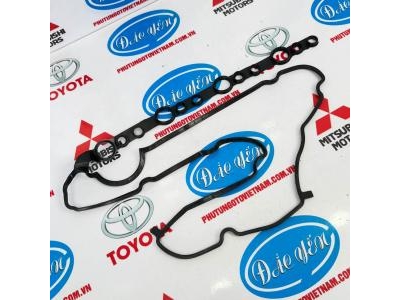 Ron Nắp Giàn Cò Fortuner 2018 11213-0E010