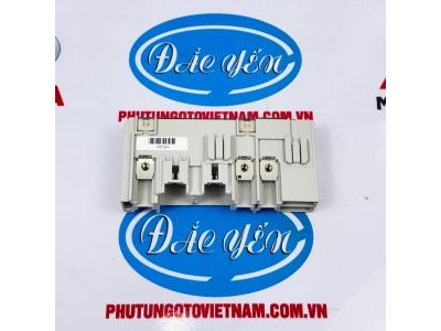 Hộp Cầu Chì Trung Tâm Innova 2015 82620-71012