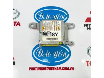 Cảm biến túi khí trung tâm Hilux 2015 89170-0KB50