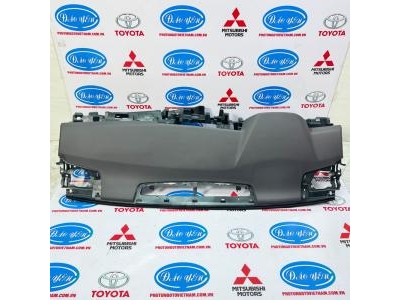 Mặt Taplo Toyota Camry 2019 55401-33908-B0