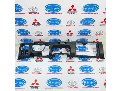 Taplo Mảnh Dưới Fortuner 2012 55303-0K020-C0