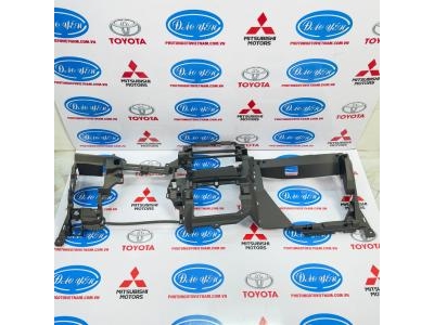 Taplo Mảnh Dưới Yaris 2019 55303-0D210-C0