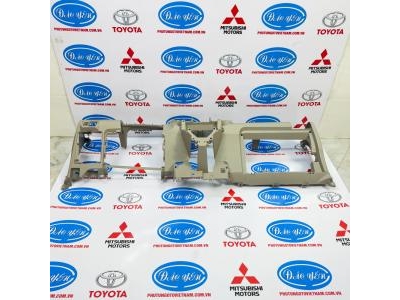 Taplo Mảnh Dưới Vios 2010 55303-0D110-E0