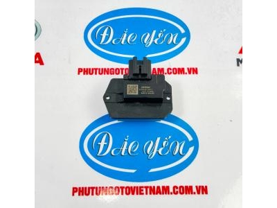 Bộ Điều khiển Quạt Innova Cross 2026 87165-VT040
