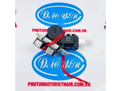 Khóa Ngậm Cốp Sau Raize 2022 69350-BZ250