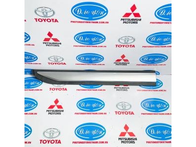 Ốp Cửa Trước Mitsubishi Xpander Cross 2023 80871W000P, 80870W000P
