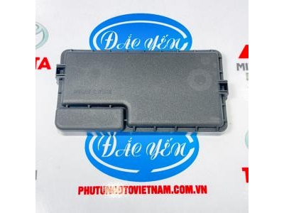 Hộp Ngoài Số 2 Innova Cross 2024 82662-VT020