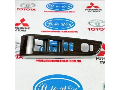 Ốp Công Tắc Bấm Kính Tổng Camry 2016 74232-06870-E0