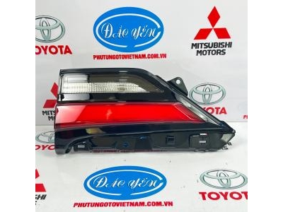 Đèn Cốp Innova Cross 2023 81580-VT020, 81590-VT020