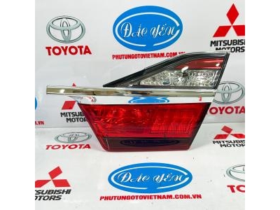 Đèn Cốp Camry 2015 81581-06580, 81591-06580