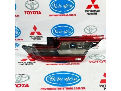 Đèn Led Cốp Camry 2025 81581-06A70, 81591-06A70