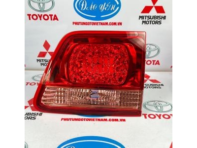 Đèn Cốp Fortuner 2005 81581-0K010, 81591-0K010