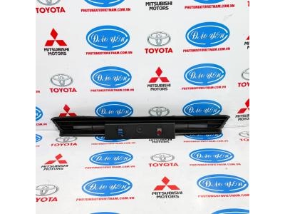 Lưới Cản Trước Innova 2021 53112-YP130