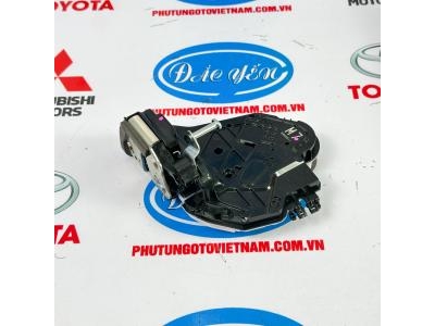 Khóa Ngậm Cửa Sau Fortuner 2021 69050-0K020, 69060-0K070