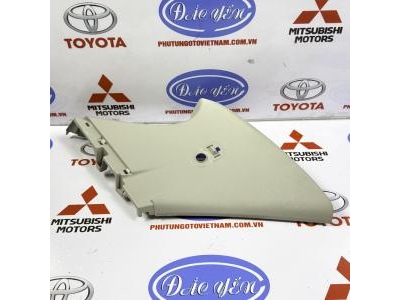 Ốp Bông Tăng Trên Hông Vè Fortuner 2017 62639-KK010-B0