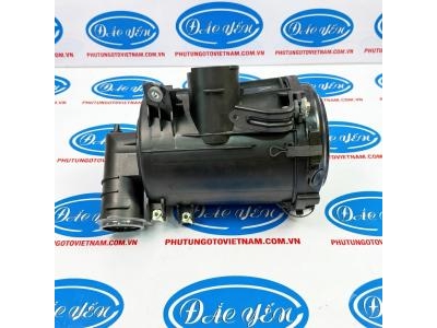 Bầu Lọc Gió Hiace 2009 17700-30181