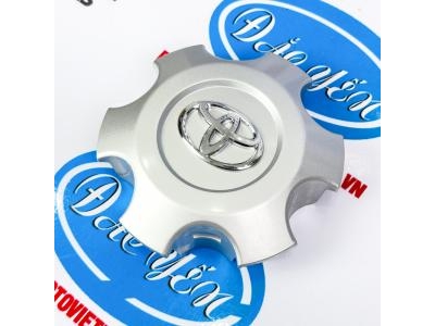 Logo Chụp mâm Hilux 2015 4260B-0K120