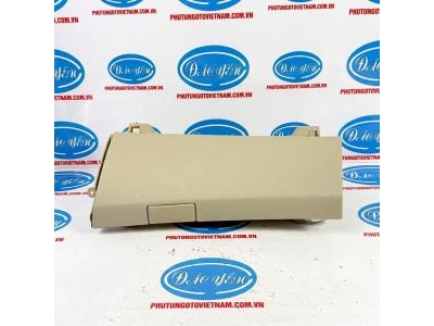 Nắp Cốp Phụ Trên Toyota Altis 2011 55041-02150-E0