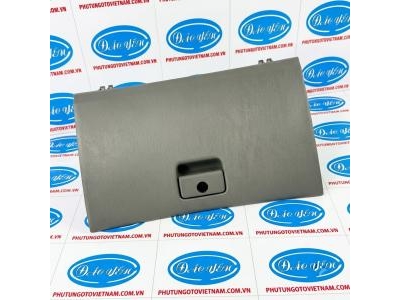 Nắp cốp Phụ Taplo Bên Dưới Innova 2015 55550-0K020-B1