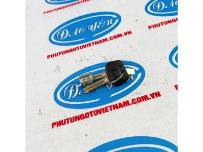 Ổ Khóa Nắp Cốp Innova 2018 69056-0K050