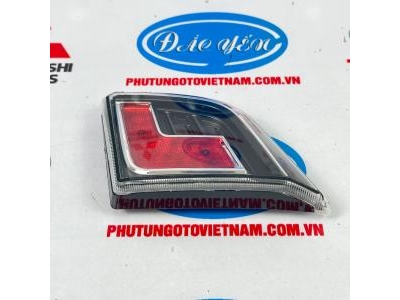 Đèn Phản Quang Trên Cốp Wigo 2020 76803-BZ090, 76804-BZ070