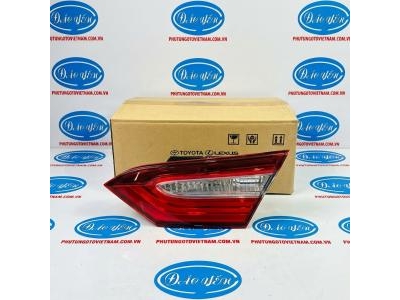 Đèn Cốp 2.0G Camry 2019 81580-06680, 81590-06680