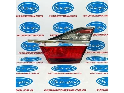 Đèn Cốp Camry 2015 81581-06580, 81591-06580