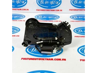 Khóa Ngậm Cửa Trước Altis 2023 69030-02480, 69040-02450
