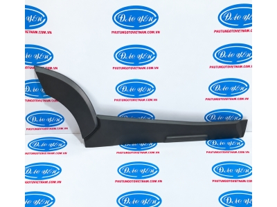 Ốp Cửa Sau Xpander Cross 2020 5757A687, 5757A688