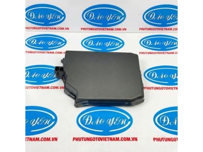 Nắp Trên Toyota Altis 2014 82662-02390