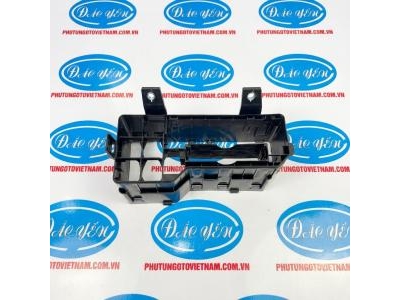 Thân Cái Toyota Hiace 2014- 2018 82741-26011