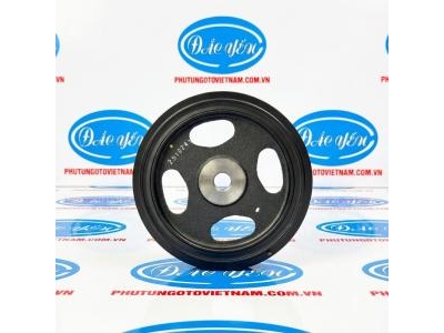 Pully cốt máy Mitsubishi  XForce 2024 1104A130