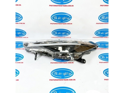 Đèn Pha Corolla Cross 2024 81106-0A400, 81105-0A400