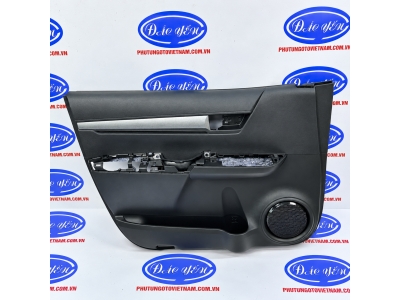 Tappi Cửa Trước Hilux Adventure 2022 67610-YP090-C0, 67620-YP090-C0