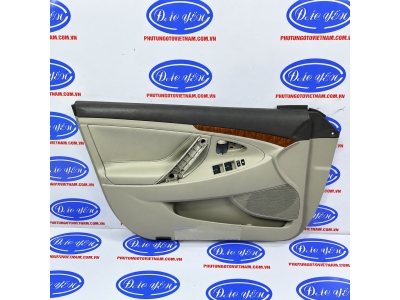 Tappi Cửa Trước Camry 2010 67620-06571-E2, 67610-06660-E2