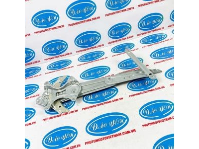 Compa Kính Trước Innova Cross 2023 69801-VT010, 69802-VT010