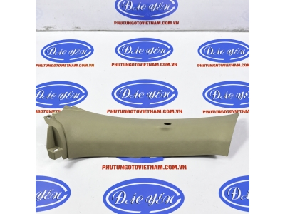 Ốp Bông Tăng Trên Innova 2010 62638-0K050-A0