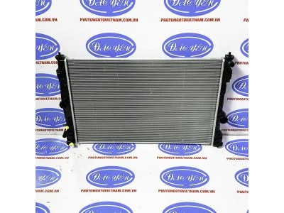 Két nước Innova Cross 2024 16400-37430